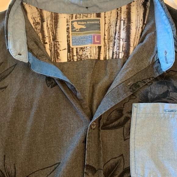 Modern Amusement Button Down Large - Picture 4 of 6